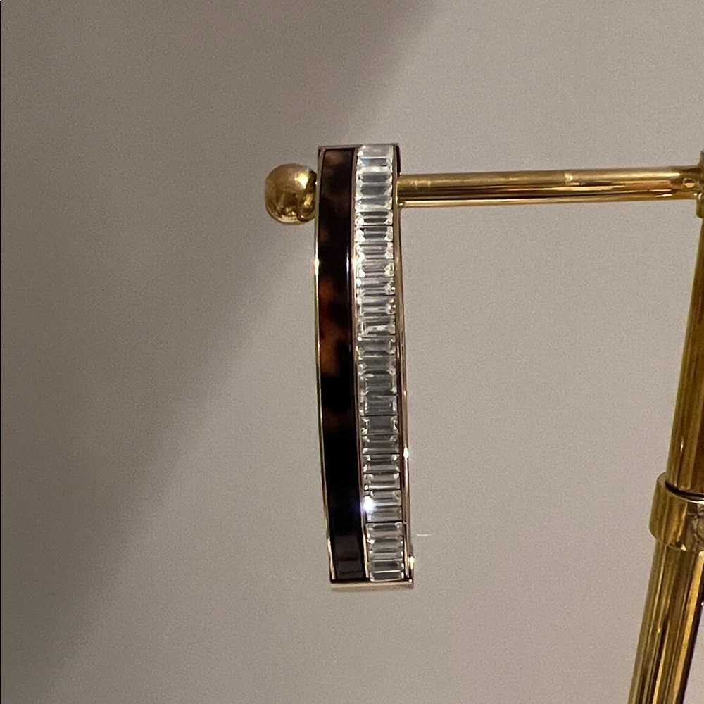 Michael Kors Gold and Tortoise Bracelet - Picture 6 of 7